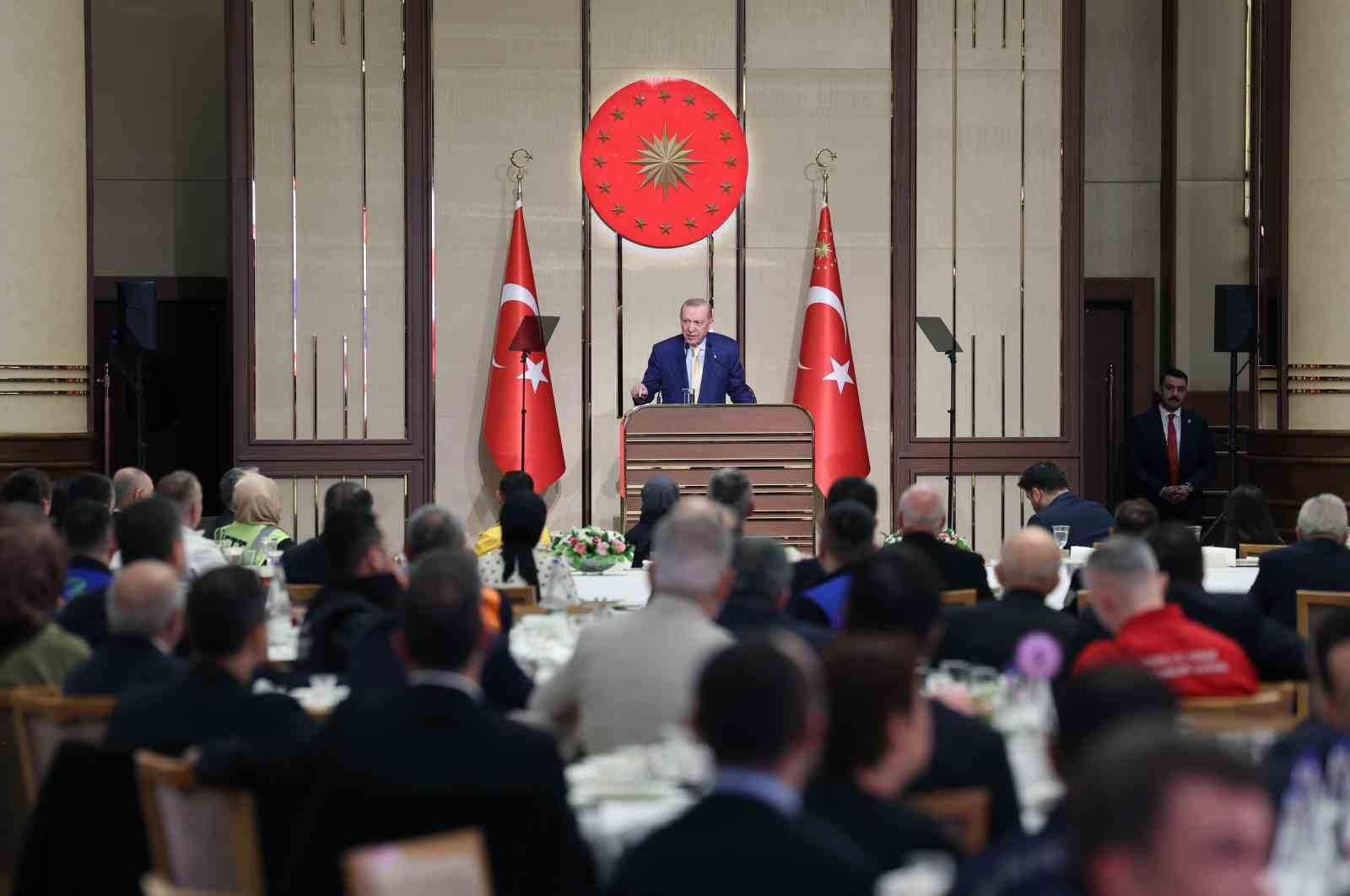 Cumhurbaşkanı Erdoğan: "Biz toplumun her kesiminin hak ve özgürlüklerini genişletmeye odaklanıyoruz" 17 cumhurbaskani erdogan biz toplumun her kesiminin hak ve ozgurluklerini genisletmeye odaklaniyoruz 13 k7YGedFP