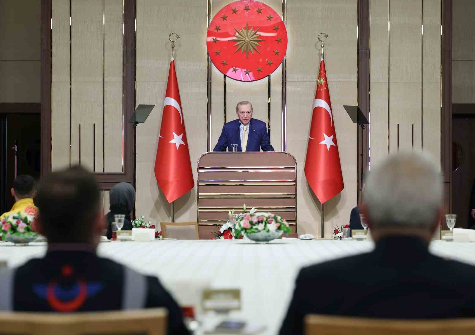 Cumhurbaşkanı Erdoğan: "Biz toplumun her kesiminin hak ve özgürlüklerini genişletmeye odaklanıyoruz" 19 cumhurbaskani erdogan biz toplumun her kesiminin hak ve ozgurluklerini genisletmeye odaklaniyoruz 15 kWs98nBF