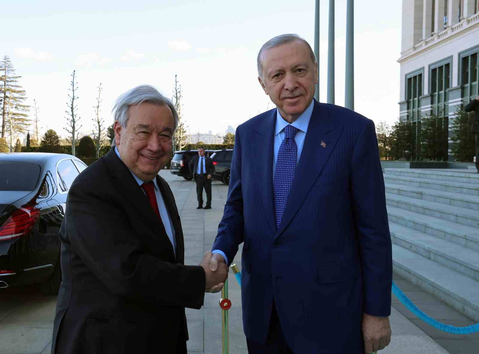 Cumhurbaşkanı Erdoğan, BM Genel Sekreteri Guterres’i kabul etti 6 cumhurbaskani erdogan bm genel sekreteri guterresi kabul etti 2 gfR5ahNj