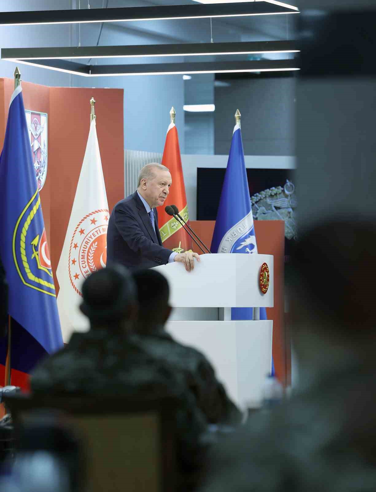 cumhurbaskani erdogan bu topraklarda huzur ve baris icinde yasamak istiyorsak caydiriciligimizi surekli arttirmak zorundayiz tZ5irWCZ