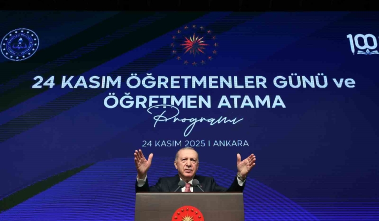 cumhurbaskani-erdogan-buyurken-cocuklarimiza-ve-genclerimize-bizim-yasadigimiz-dunyayi-empoze-ederek-bir-yere-varamayiz-isJcpuWZ.jpg