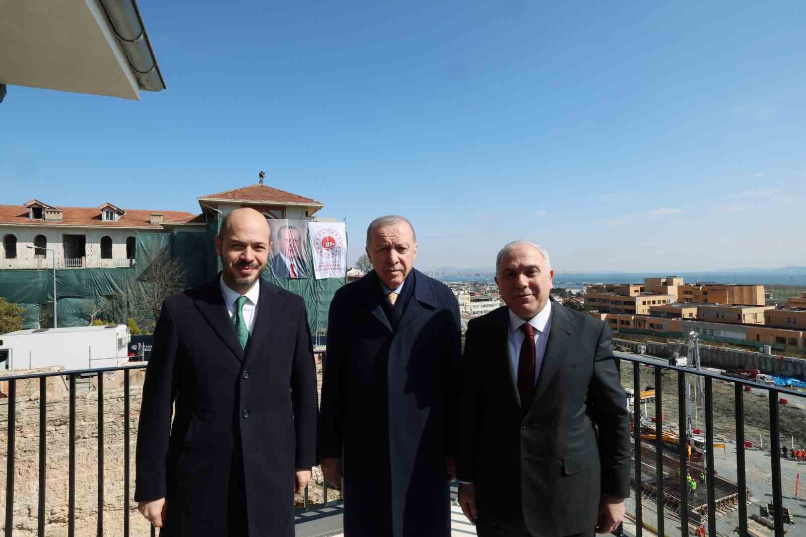 cumhurbaskani erdogan cerrahpasa tip fakultesi hastanesi insaatinda inceleme yapti 6 TpQBU4L8