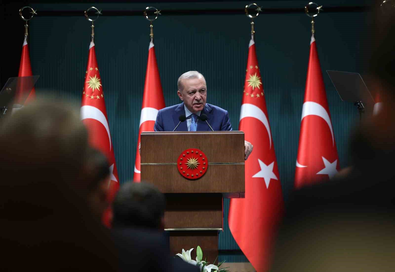 Cumhurbaşkanı Erdoğan: "Demokrasilerde muhalefet en az iktidar kadar mesuliyet sahibidir" 7 cumhurbaskani erdogan demokrasilerde muhalefet en az iktidar kadar mesuliyet sahibidir 3 W43I5bQf