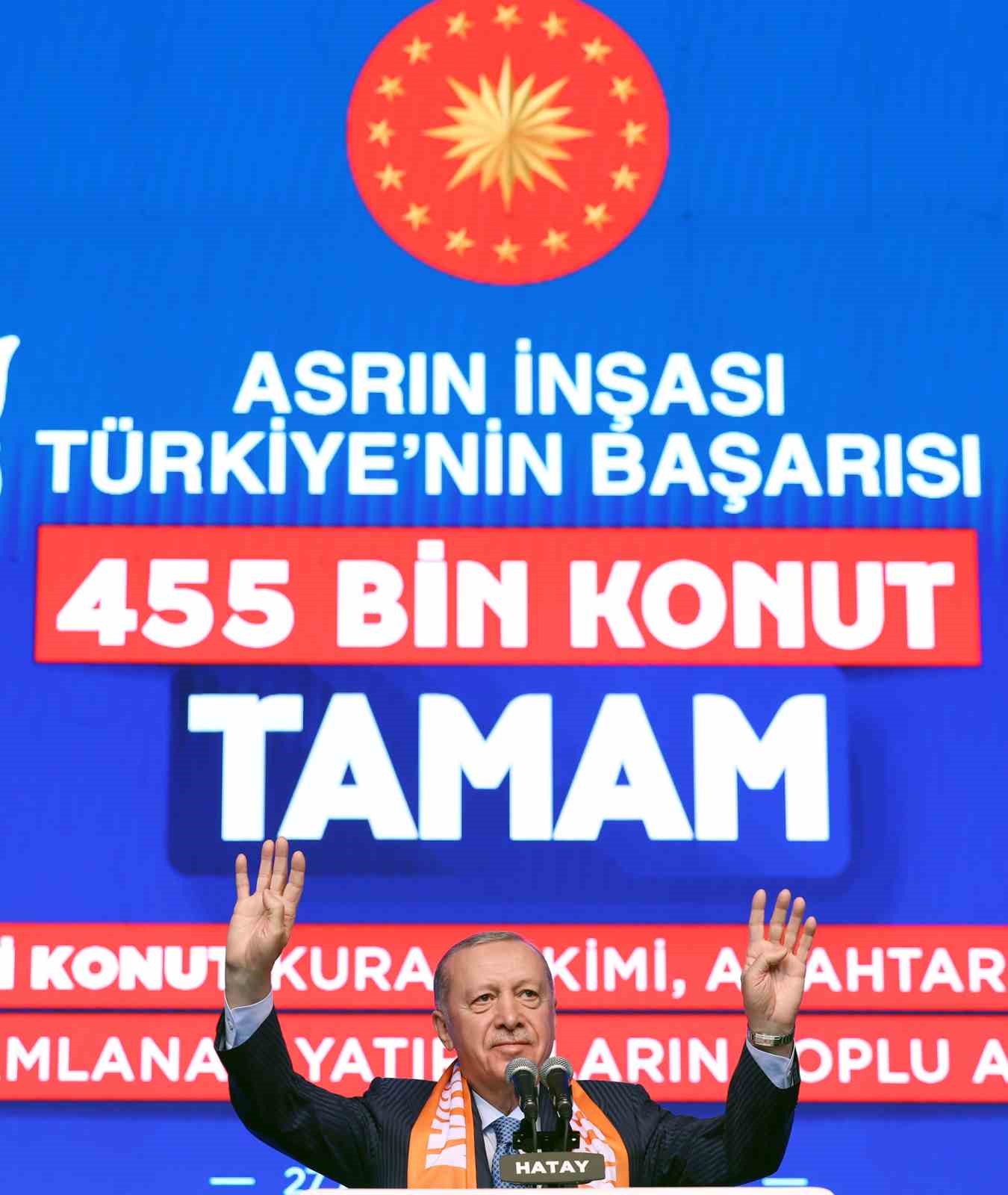 cumhurbaskani erdogan devletle milleti karsi karsiya getirmeye calisanlarin hicbirisi yok ama biz buradayiz 7 18OS3Dvr