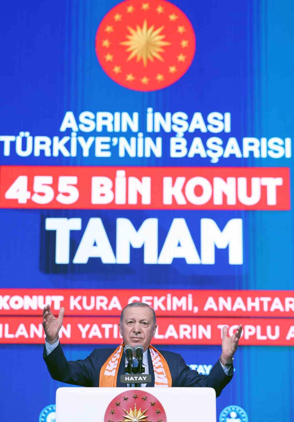 cumhurbaskani erdogan devletle milleti karsi karsiya getirmeye calisanlarin hicbirisi yok ama biz buradayiz 8 UrUjYw8e