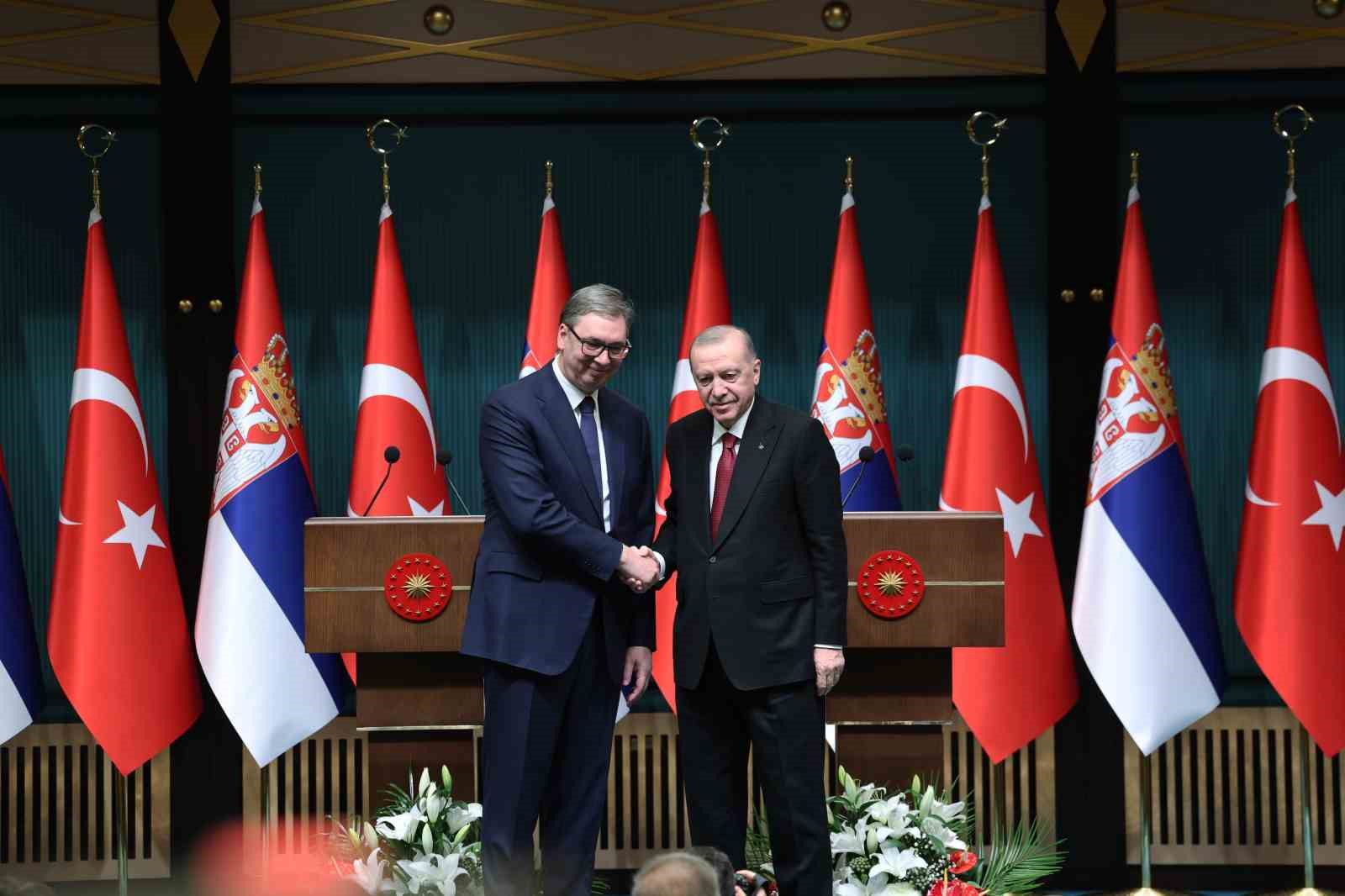 Cumhurbaşkanı Erdoğan: "Dünyada belirsizliğin arttığı dönemde Türkiye olarak çevremizde ve ötesinde barışın ve huzurun tesisi için var gücümüzle çalışıyoruz" 13 cumhurbaskani erdogan dunyada belirsizligin arttigi donemde turkiye olarak cevremizde ve otesinde barisin ve huzurun la9sKtXK