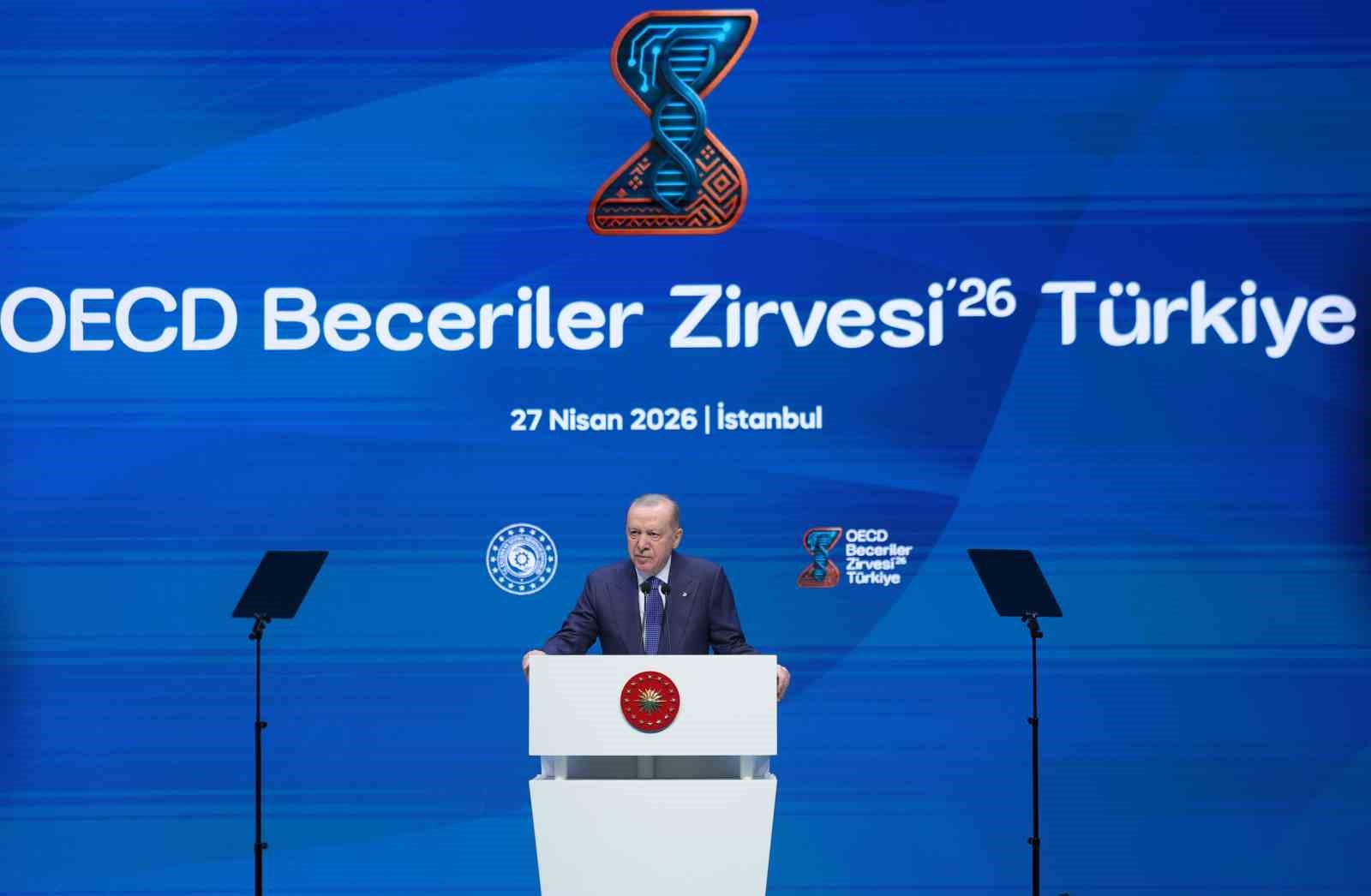 cumhurbaskani erdogan dunyamiz teknolojinin ve yapay zekanin onculugunu yaptigi keskin bir donusum surecinden geciyor