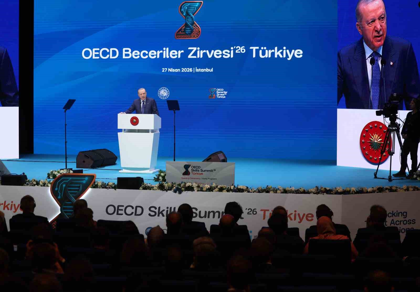 cumhurbaskani erdogan dunyamiz teknolojinin ve yapay zekanin onculugunu yaptigi keskin bir donusum surecinden geciyor rYhtEGkj
