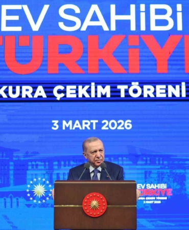 cumhurbaskani-erdogan-elleri-opulesi-ogretmenlerimize-yonelik-siddetin-hicbir-gerekcesi-hicbir-mazereti-olamaz-laQ4WPOM.jpg