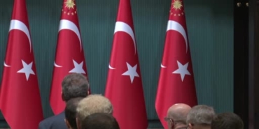 cumhurbaskani-erdogan-ellerinde-cogu-cocuk-ve-kadin-73-bin-masum-gazzelinin-kani-olan-cinayet-8hgzrqrG.jpg