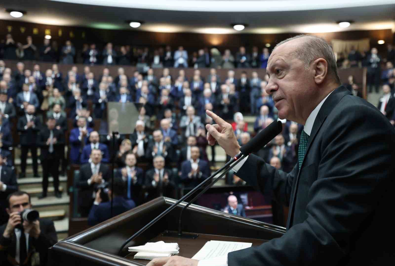 cumhurbaskani erdogan emeklilerimizin bu ayki emekli maas odemelerini one cekerek 14 marttan itibaren odemeye 3DEPdhdZ
