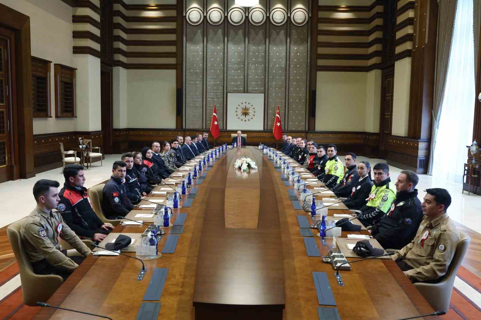 cumhurbaskani erdogan emniyet teskilatimiz suc ve suclularin tamamina karsi gozunu kirpmadan mucadele ediyor 4 f6Flz7IN