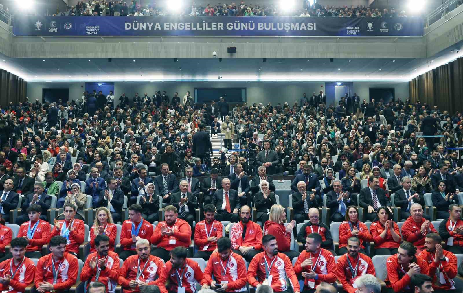 Cumhurbaşkanı Erdoğan: "Engelli vatandaşlarımızın sorunlarını çözüme ulaştırmak birincil önceliğimizdir" 8 cumhurbaskani erdogan engelli vatandaslarimizin sorunlarini cozume ulastirmak birincil onceligimizdir 4 J1iOQp6v