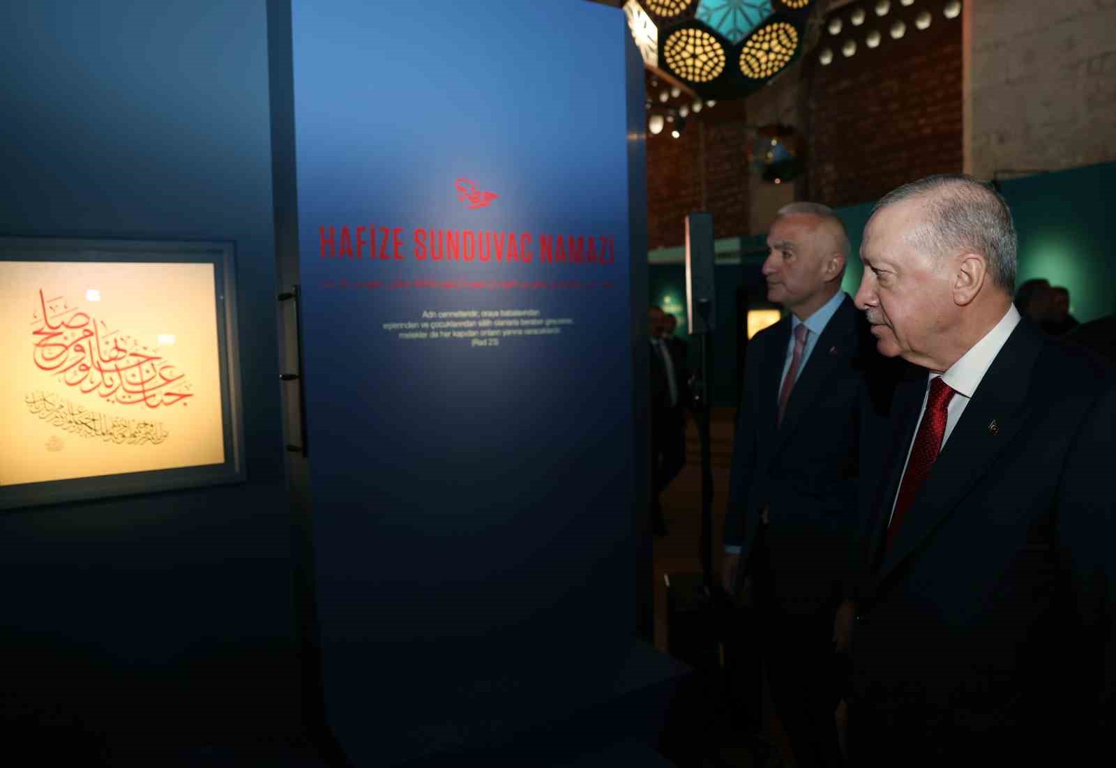 cumhurbaskani erdogan eski kuzey deniz saha komutanligini duzenledik hediye edilen eserleri orada sergileyecegiz 4 T5ZIynJp