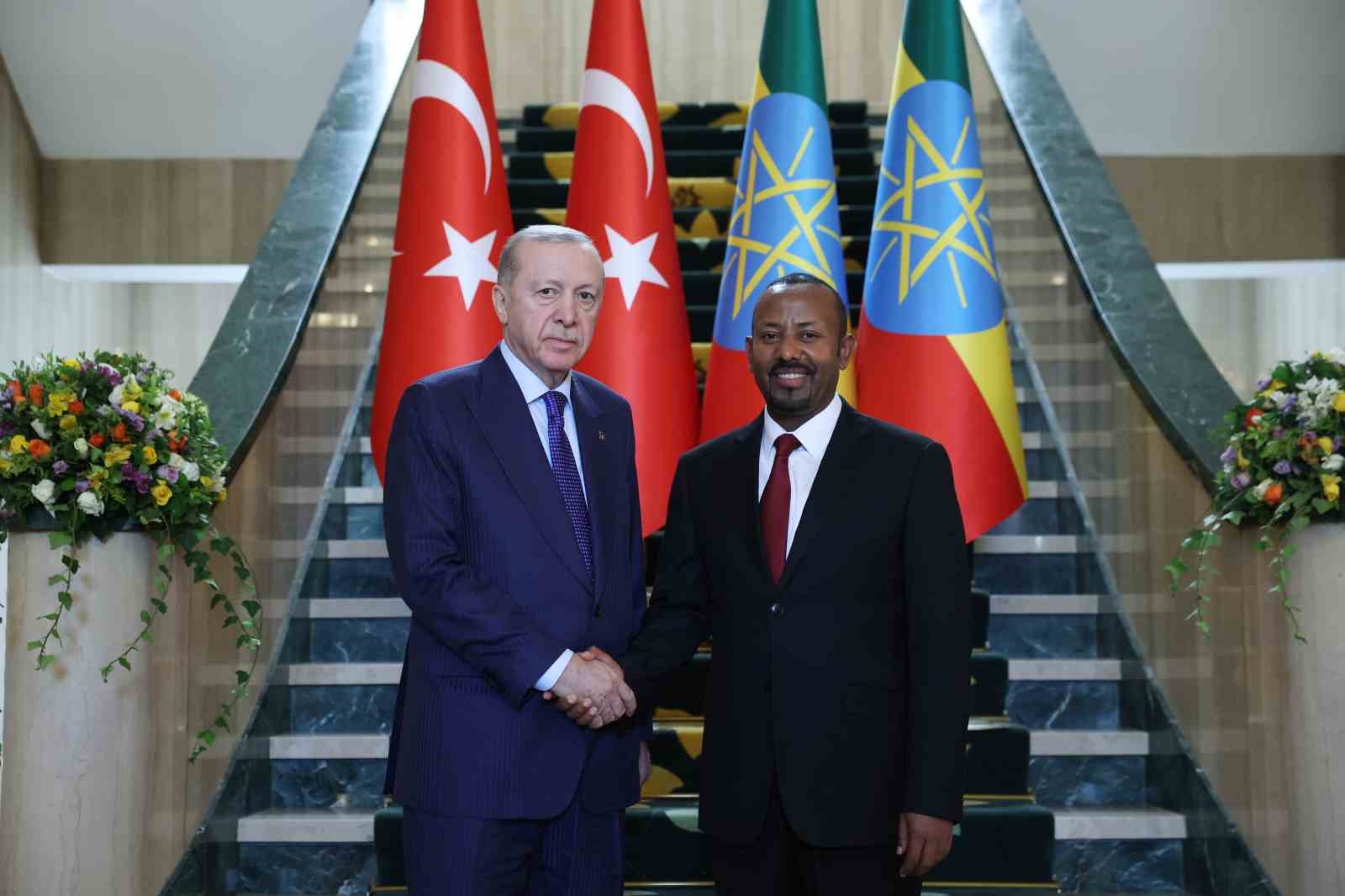 cumhurbaskani erdogan etiyopya basbakani ahmed ali ile bir araya geldi 1 HfbiuRge