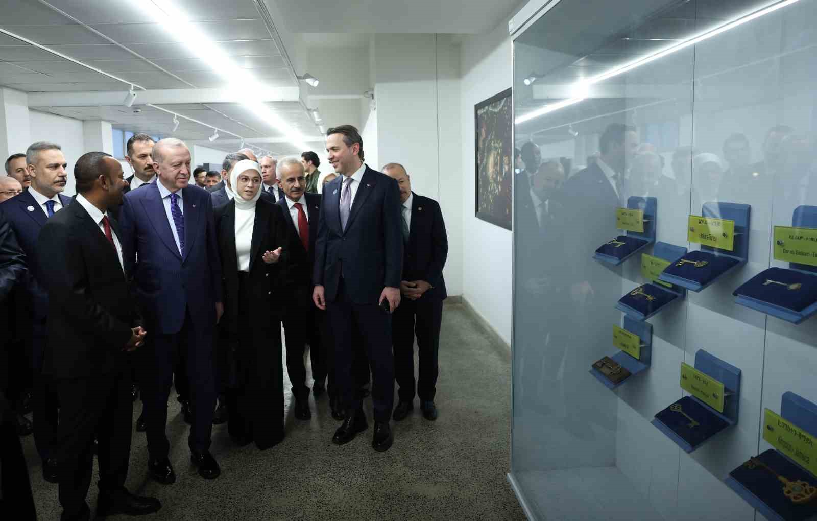 cumhurbaskani erdogan etiyopya basbakani ahmed ali ile bir araya geldi 2 YSdLjq3z