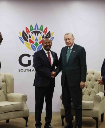 cumhurbaskani-erdogan-etiyopya-basbakani-aliyi-kabul-etti-V21n1PYs.jpg