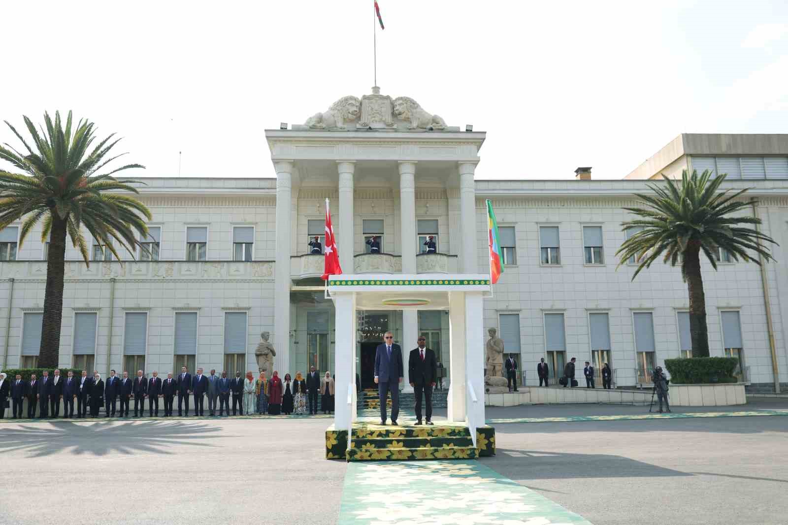 cumhurbaskani erdogan etiyopyada resmi torenle karsilandi 11 dsvI45XU