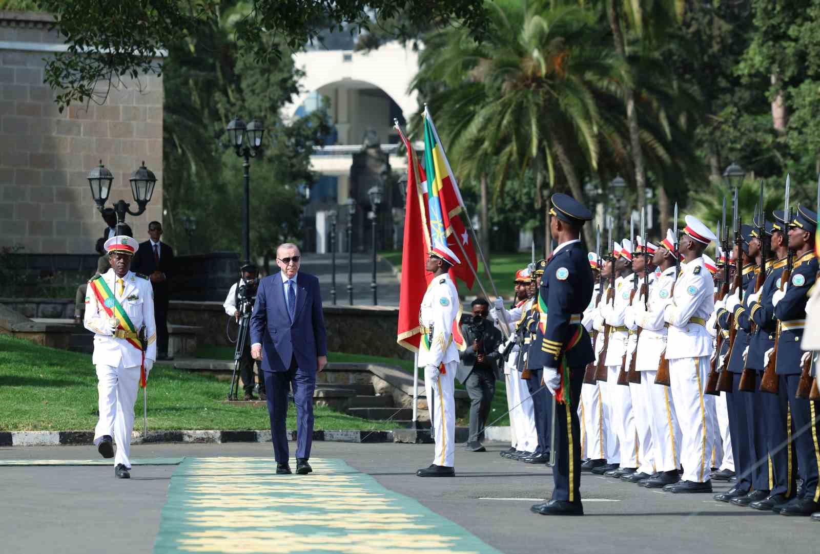 cumhurbaskani erdogan etiyopyada resmi torenle karsilandi 20 FK9E7G7T