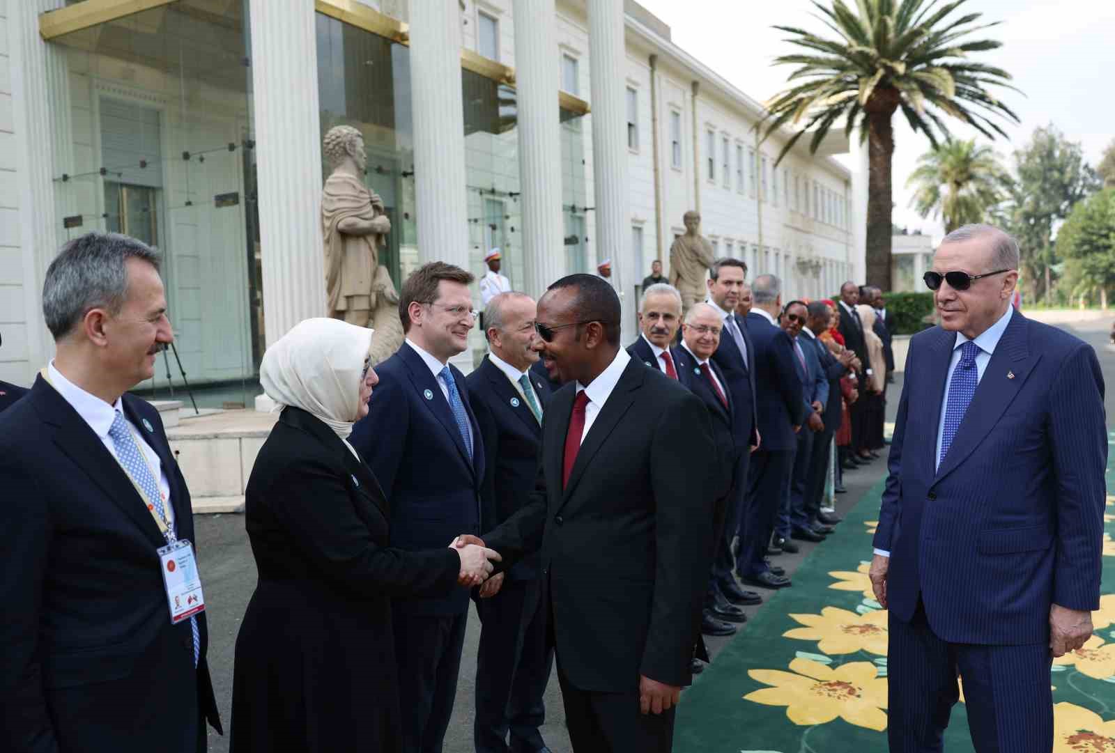cumhurbaskani erdogan etiyopyada resmi torenle karsilandi 4 KdtkWtcA