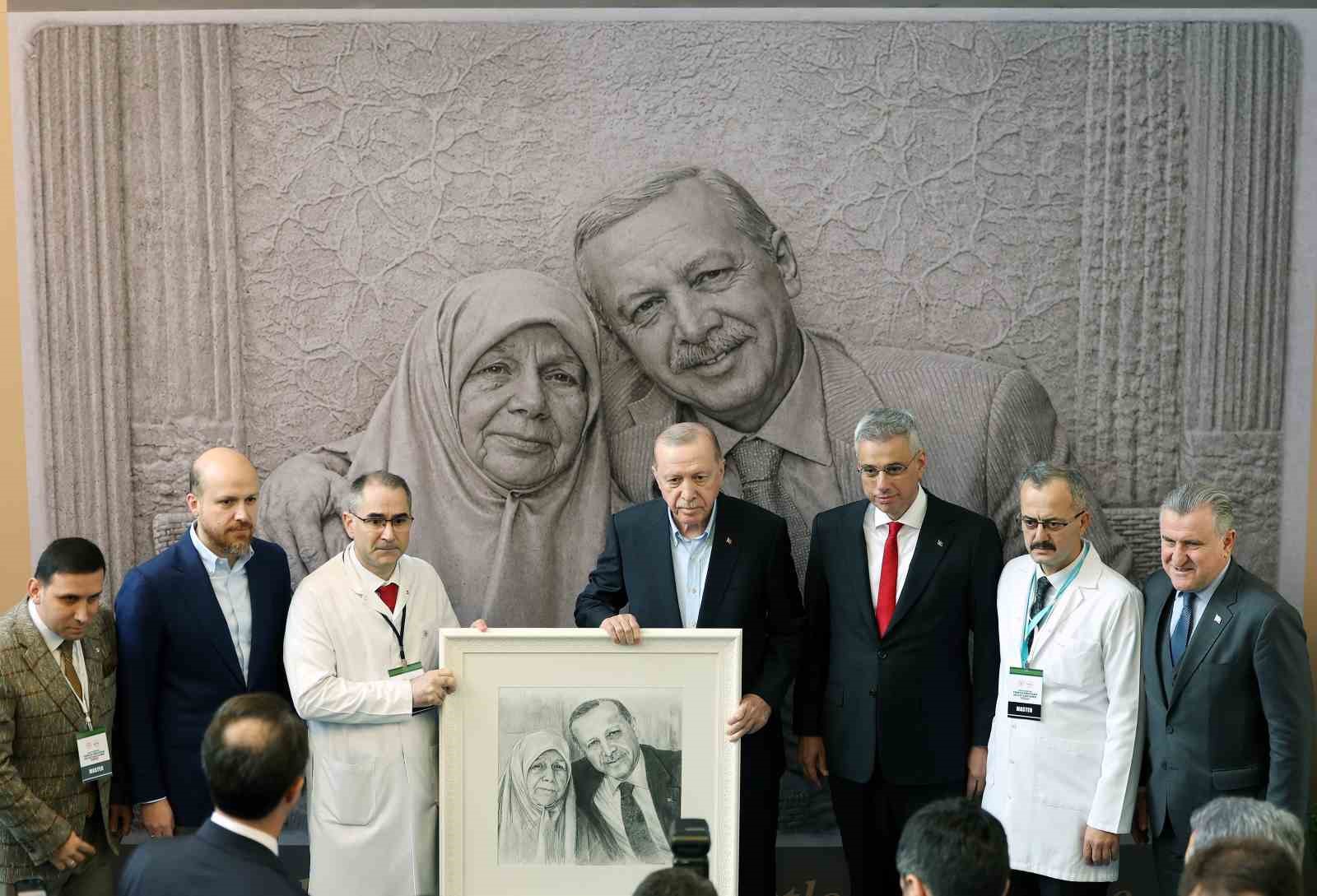 cumhurbaskani erdogan etrafimizda fuzeler ucusuyor ama ana muhalefetin umurunda bile degil 29 hZYXjhjN