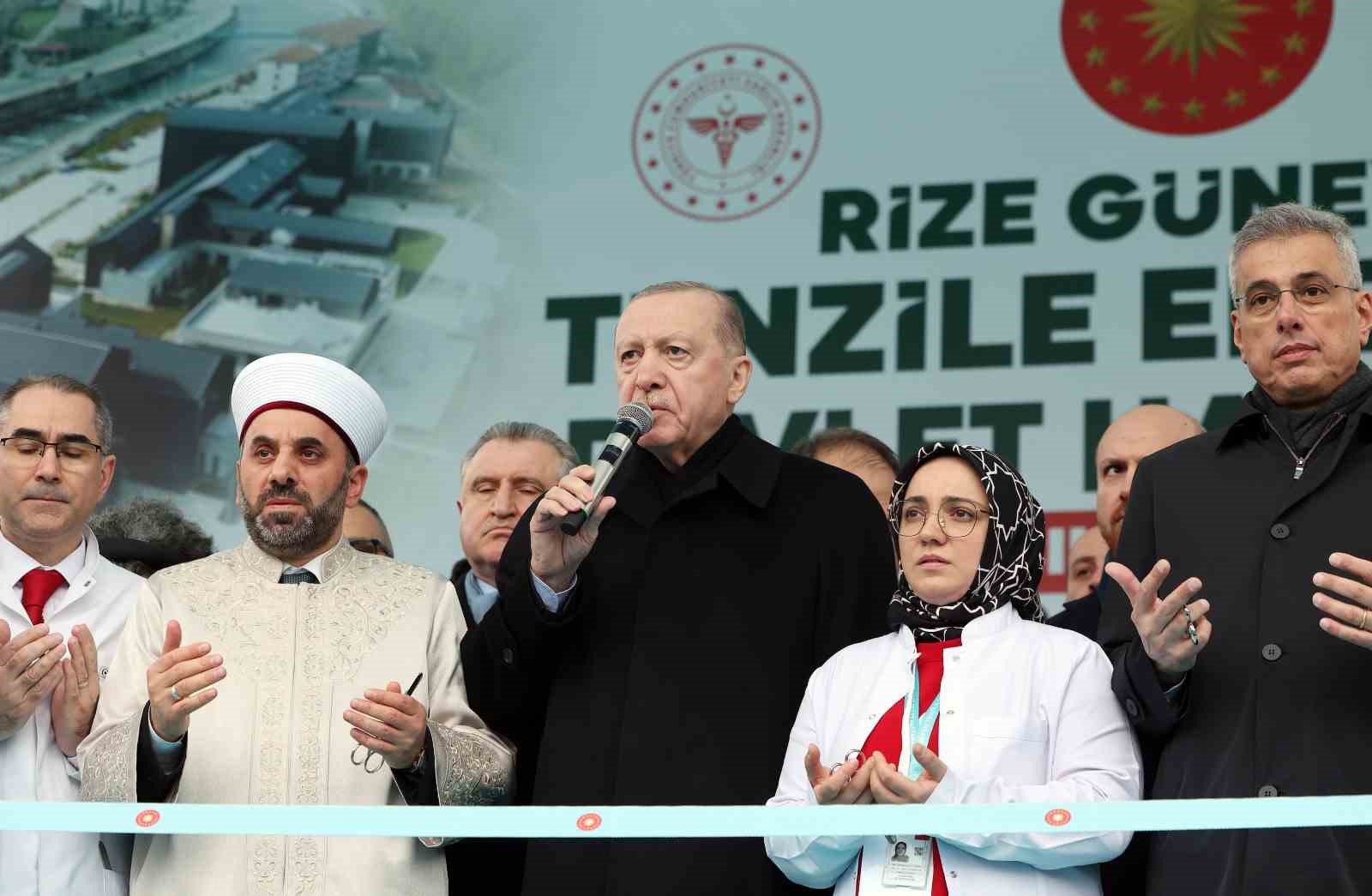 cumhurbaskani erdogan etrafimizda fuzeler ucusuyor ama ana muhalefetin umurunda bile degil 37 2aOSqHV3