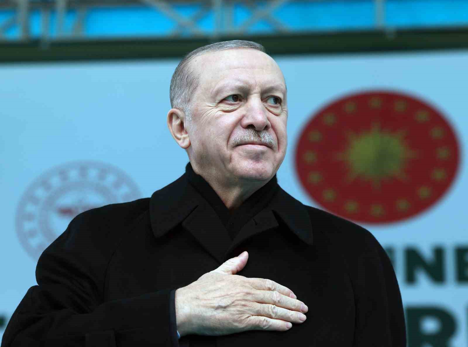 cumhurbaskani erdogan etrafimizda fuzeler ucusuyor ama ana muhalefetin umurunda bile degil 39 Y3UFKuHR