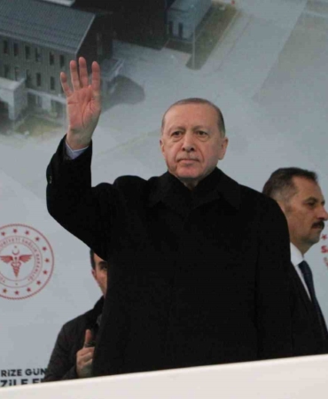 cumhurbaskani-erdogan-etrafimizda-fuzeler-ucusuyor-ama-ana-muhalefetin-umurunda-bile-degil-f5q1QUWS.jpg