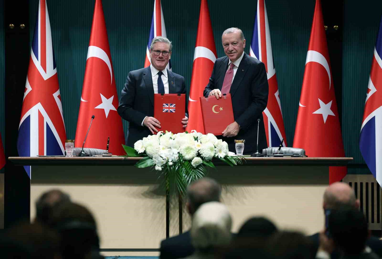 cumhurbaskani erdogan eurofighter icin anlasmalar imzalandi 7 PEaEhV5Z