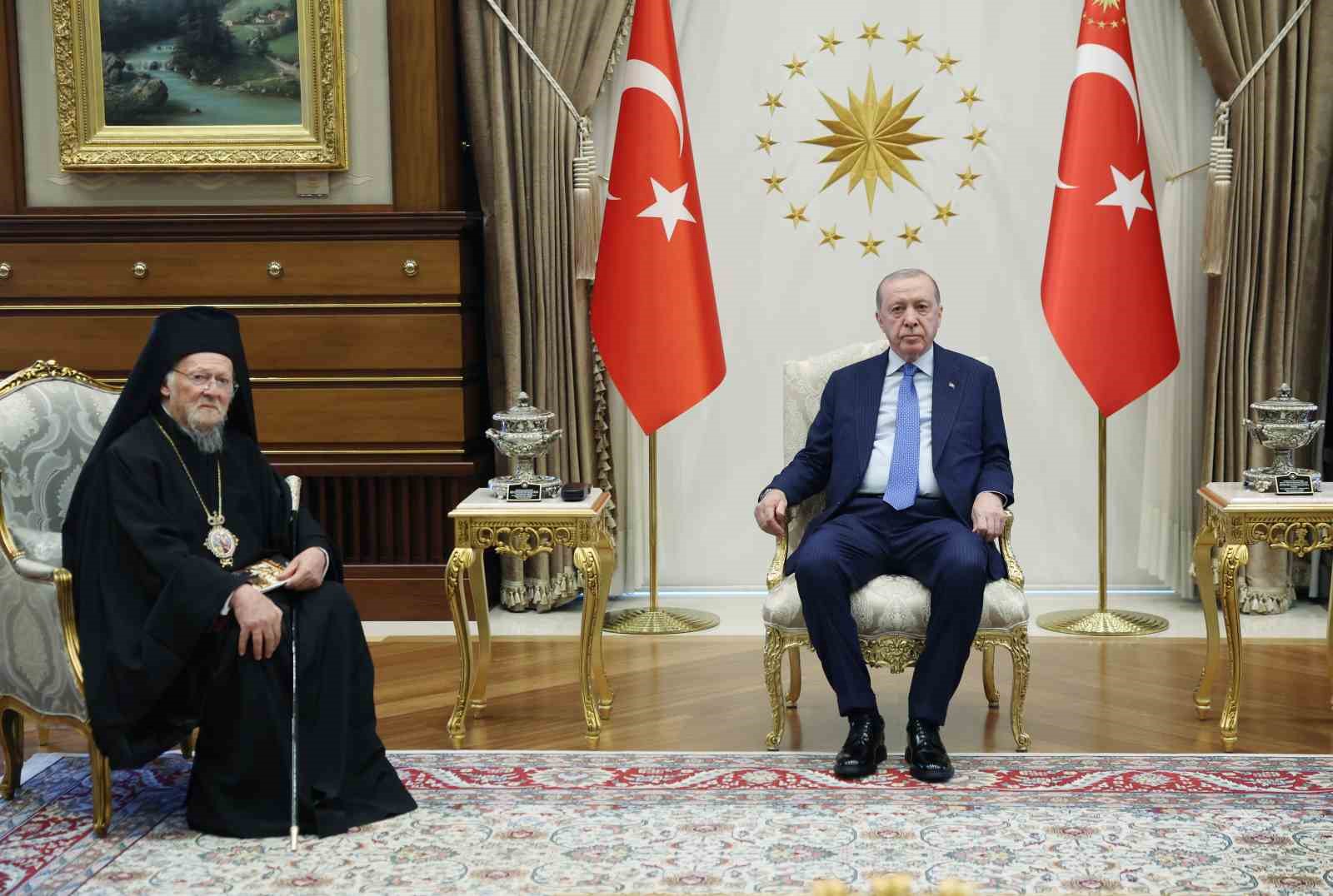 cumhurbaskani erdogan fener rum patrigi bartholomeosu kabul etti 0 tN19PcV3