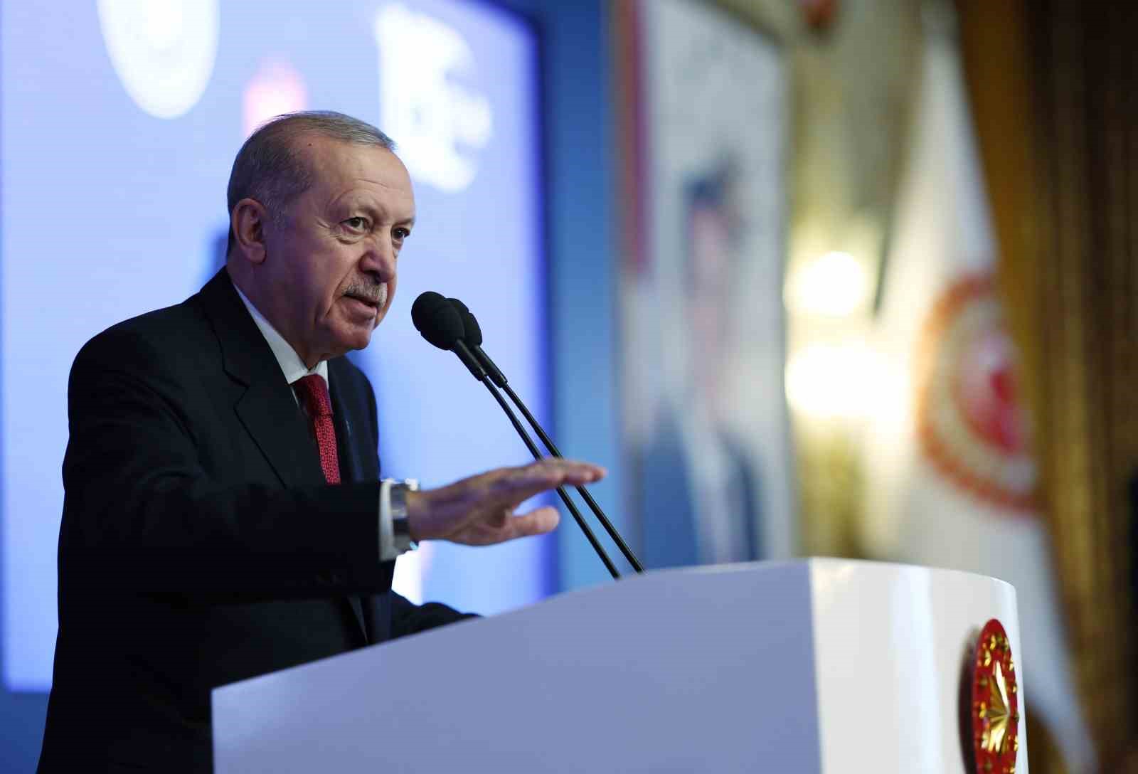 Cumhurbaşkanı Erdoğan: "FETÖ’cü teröristler, yeminli Türkiye düşmanlarına hizmetkar olmayı sürdürüyorlar" 18 cumhurbaskani erdogan fetocu teroristler yeminli turkiye dusmanlarina hizmetkar olmayi surduruyorlar 14