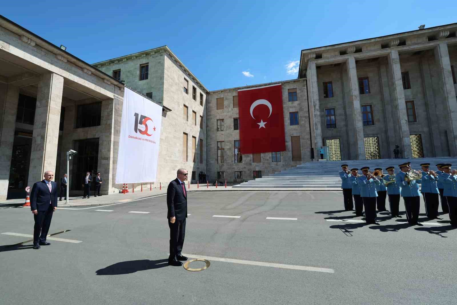 Cumhurbaşkanı Erdoğan: "FETÖ’cü teröristler, yeminli Türkiye düşmanlarına hizmetkar olmayı sürdürüyorlar" 21 cumhurbaskani erdogan fetocu teroristler yeminli turkiye dusmanlarina hizmetkar olmayi surduruyorlar 17 AutJlEcs