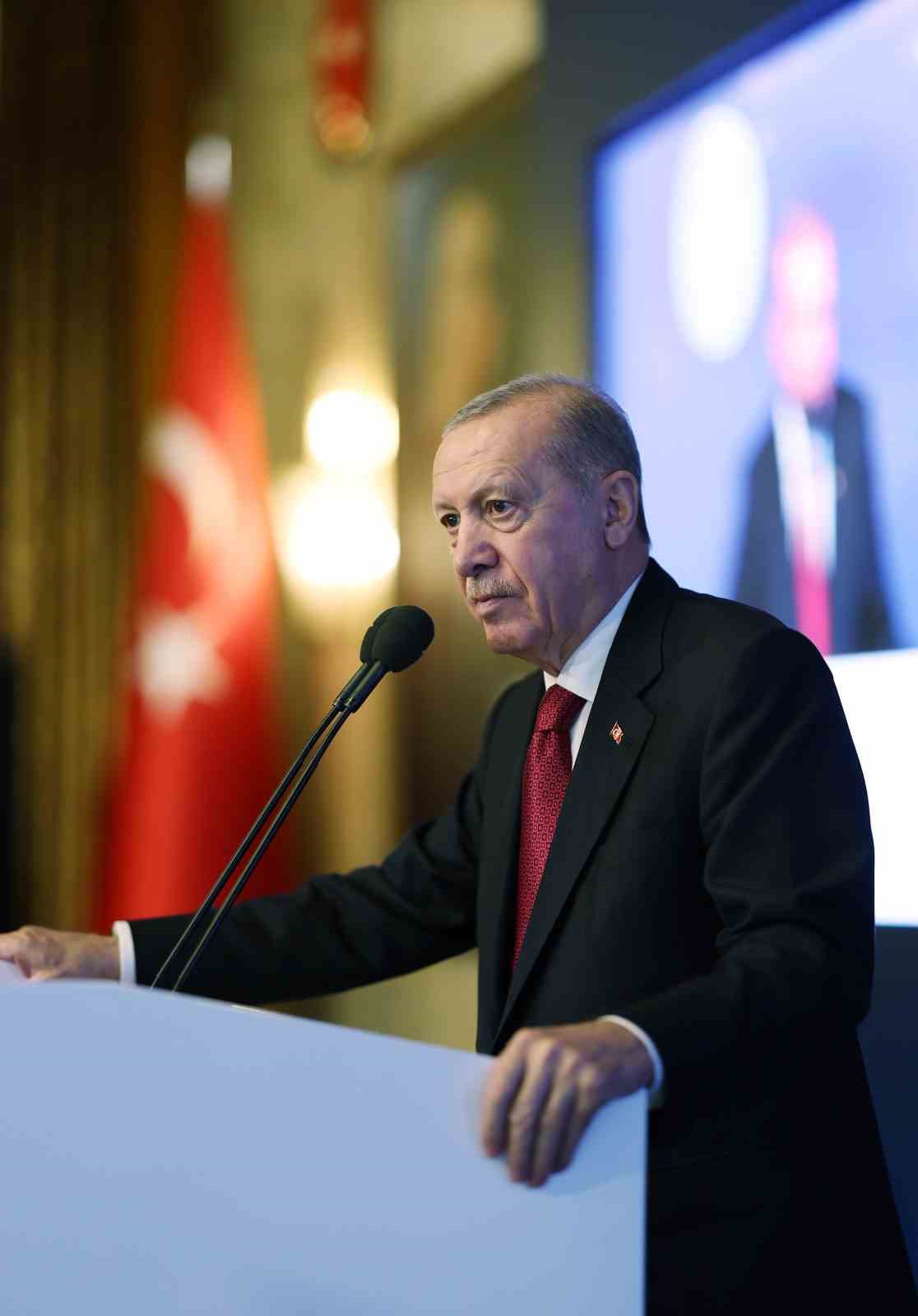 Cumhurbaşkanı Erdoğan: "FETÖ’cü teröristler, yeminli Türkiye düşmanlarına hizmetkar olmayı sürdürüyorlar" 31 cumhurbaskani erdogan fetocu teroristler yeminli turkiye dusmanlarina hizmetkar olmayi surduruyorlar 27 FHn6wHM4
