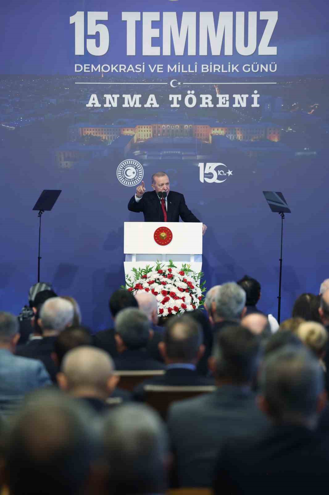Cumhurbaşkanı Erdoğan: "FETÖ’cü teröristler, yeminli Türkiye düşmanlarına hizmetkar olmayı sürdürüyorlar" 33 cumhurbaskani erdogan fetocu teroristler yeminli turkiye dusmanlarina hizmetkar olmayi surduruyorlar 29 J7PjhHBL