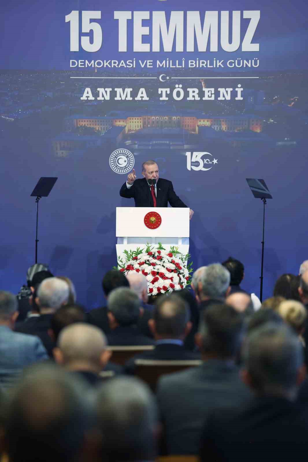 Cumhurbaşkanı Erdoğan: "FETÖ’cü teröristler, yeminli Türkiye düşmanlarına hizmetkar olmayı sürdürüyorlar" 36 cumhurbaskani erdogan fetocu teroristler yeminli turkiye dusmanlarina hizmetkar olmayi surduruyorlar 32 KHzQd29j