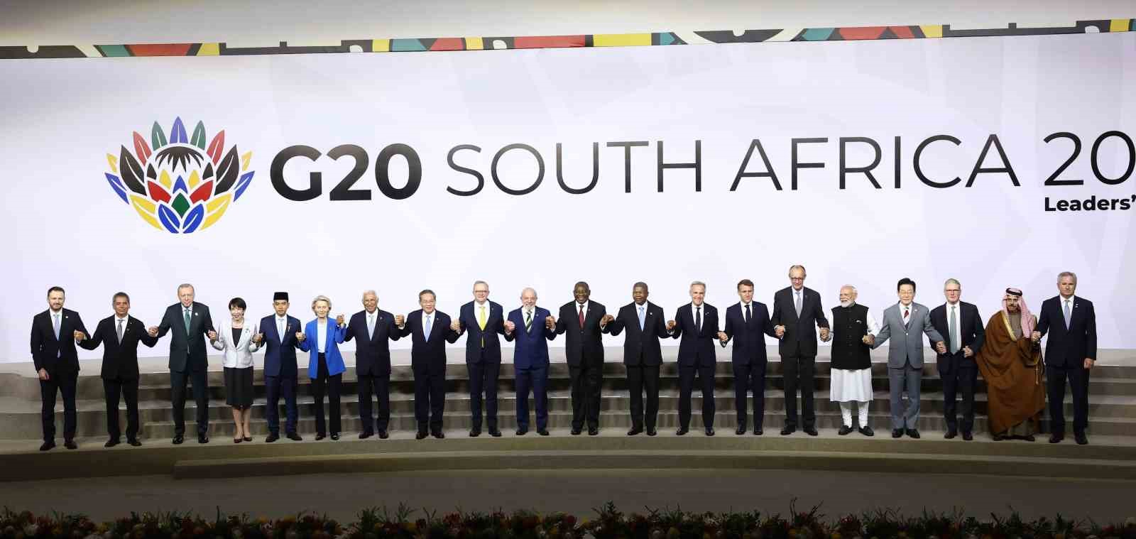 cumhurbaskani erdogan g20 aile fotografina katildi 0 3naqrD1D