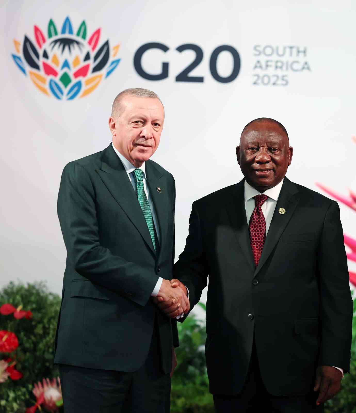 cumhurbaskani erdogan g20 liderler zirvesi resmi karsilama torenine katildi 5 ggGCcRWn