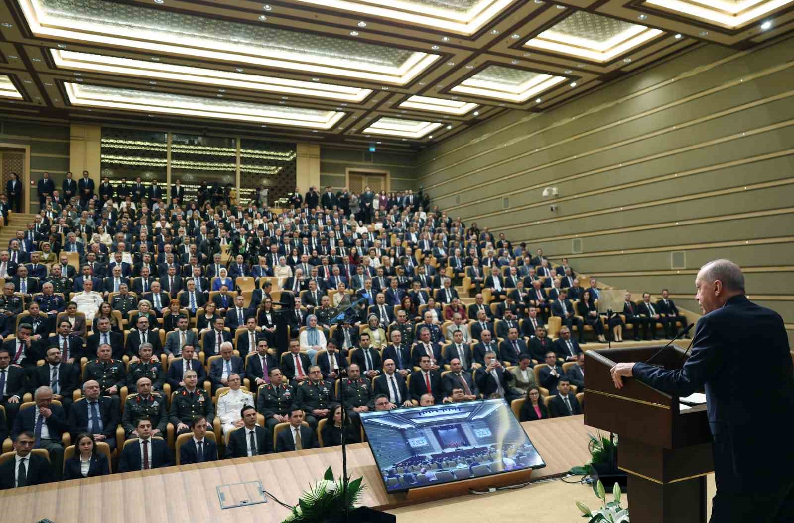 Cumhurbaşkanı Erdoğan: "Gardımızı indirdiğimiz, rehavete kapıldığımız anda bize bu topraklarda hayat hakkı tanımazlar" 5 cumhurbaskani erdogan gardimizi indirdigimiz rehavete kapildigimiz anda bize bu topraklarda hayat hakki tanimazlar 1 5jHTsGNW