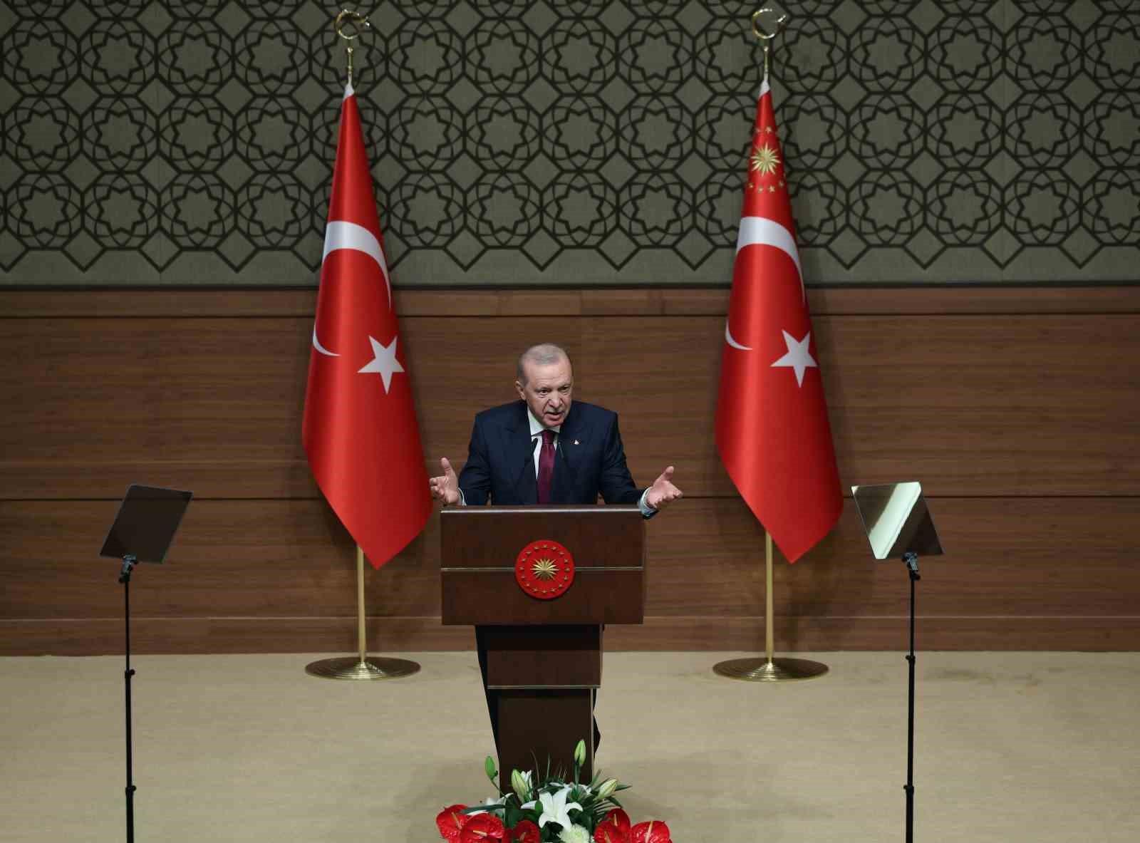 Cumhurbaşkanı Erdoğan: "Gardımızı indirdiğimiz, rehavete kapıldığımız anda bize bu topraklarda hayat hakkı tanımazlar" 10 cumhurbaskani erdogan gardimizi indirdigimiz rehavete kapildigimiz anda bize bu topraklarda hayat hakki tanimazlar 6 gdvtzmrV