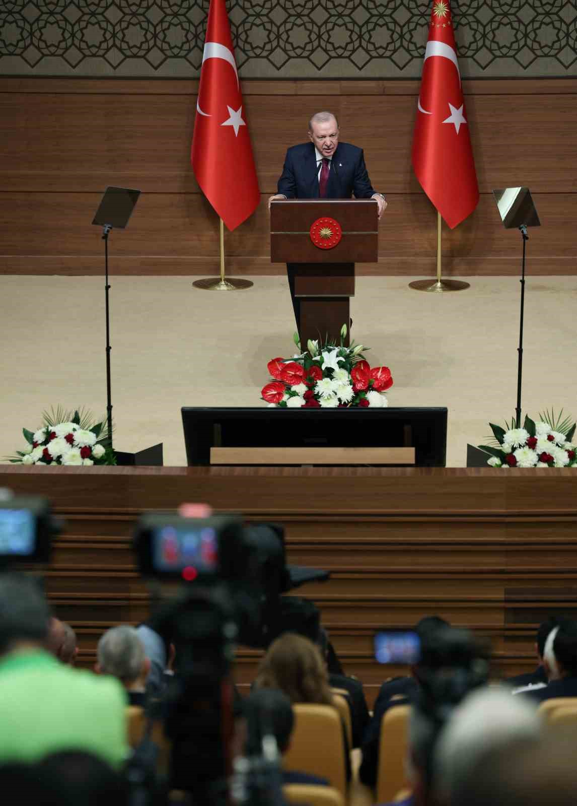 Cumhurbaşkanı Erdoğan: "Gardımızı indirdiğimiz, rehavete kapıldığımız anda bize bu topraklarda hayat hakkı tanımazlar" 13 cumhurbaskani erdogan gardimizi indirdigimiz rehavete kapildigimiz anda bize bu topraklarda hayat hakki tanimazlar 9 vfMbFvaG