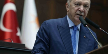 cumhurbaskani-erdogan-gazi-mustafa-kemalin-kurdugu-partiyi-pavyon-masalarina-dusurenler-yine-kendileridir-1-dTc6iKj4.jpg