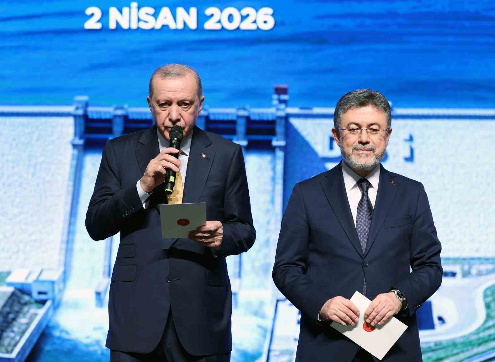 Cumhurbaşkanı Erdoğan: "Geçtiğimiz asırda petrol ve karbon yakıtlar için yapılan mücadele önümüzdeki dönemde su alanında yapılacaktır" 10 cumhurbaskani erdogan gectigimiz asirda petrol ve karbon yakitlar icin yapilan mucadele onumuzdeki donemde su fT3SYsah