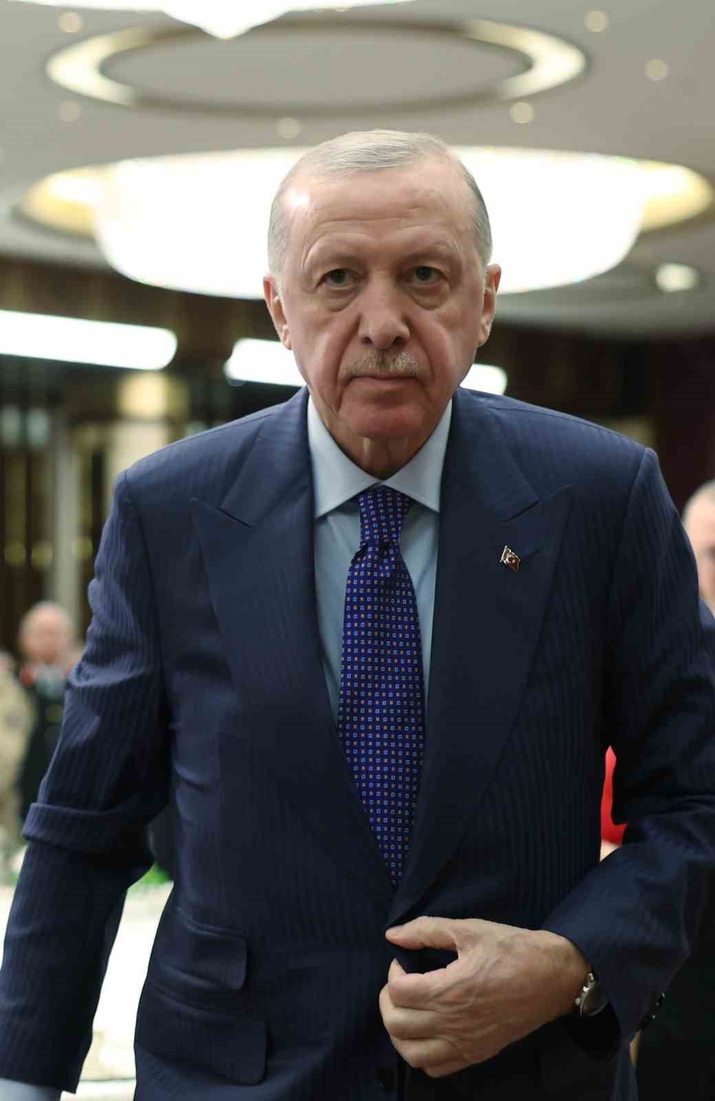 cumhurbaskani erdogan her oyunu bozacak her komployu bosa cikaracak hazirligimiz var 22 mKICGrXy
