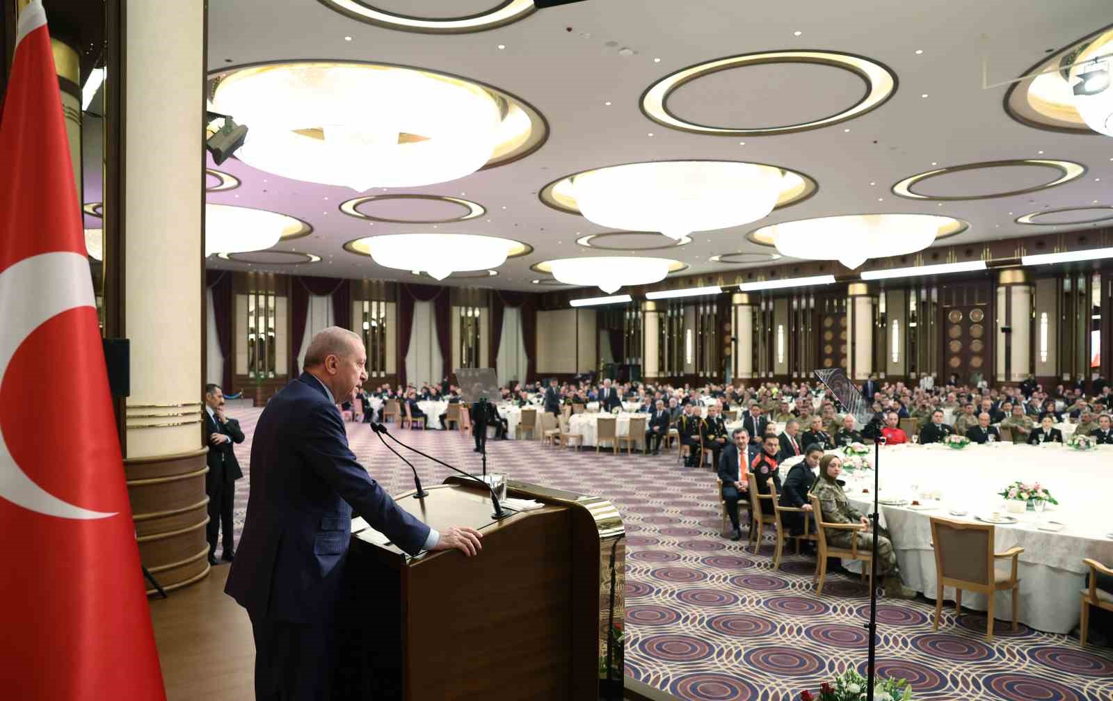 cumhurbaskani erdogan her oyunu bozacak her komployu bosa cikaracak hazirligimiz var 3 VyyHD5aV