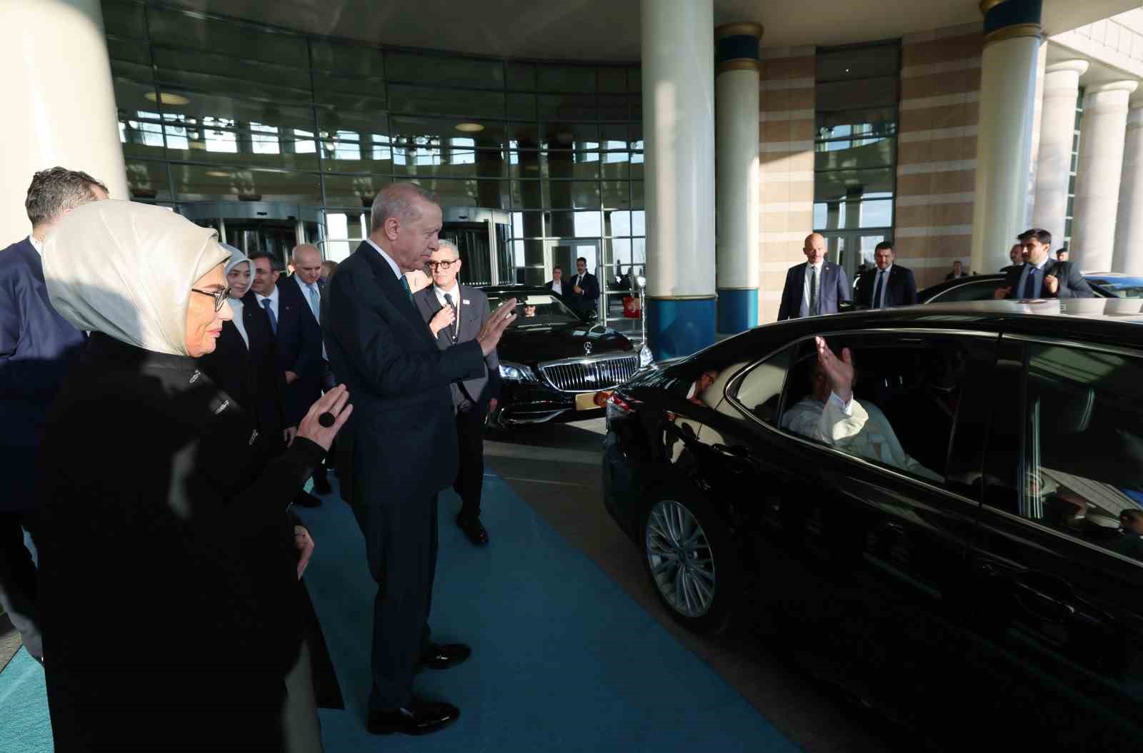 cumhurbaskani erdogan insanlik ailesi olarak filistin halkina en buyuk borcumuz adalettir 20 bhklOQzA