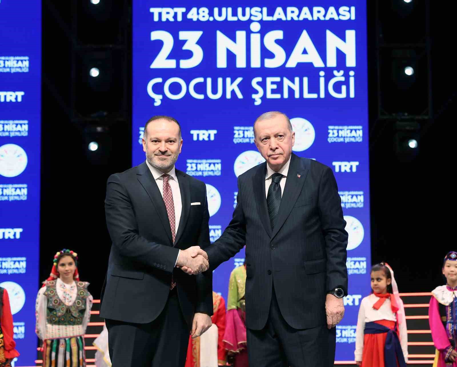 Cumhurbaşkanı Erdoğan: "İnsanlık zincirinin ebediyet halkası olan siz çocuklarımız geleceğimizi şekillendireceksiniz" 17 cumhurbaskani erdogan insanlik zincirinin ebediyet halkasi olan siz cocuklarimiz gelecegimizi sekillendireceksiniz 13 LvzLnW5Q
