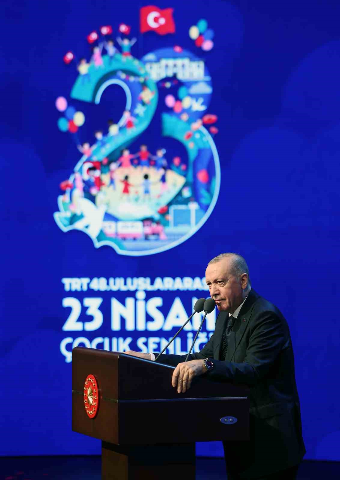 Cumhurbaşkanı Erdoğan: "İnsanlık zincirinin ebediyet halkası olan siz çocuklarımız geleceğimizi şekillendireceksiniz" 35 cumhurbaskani erdogan insanlik zincirinin ebediyet halkasi olan siz cocuklarimiz gelecegimizi sekillendireceksiniz 31 PGYW8UJv