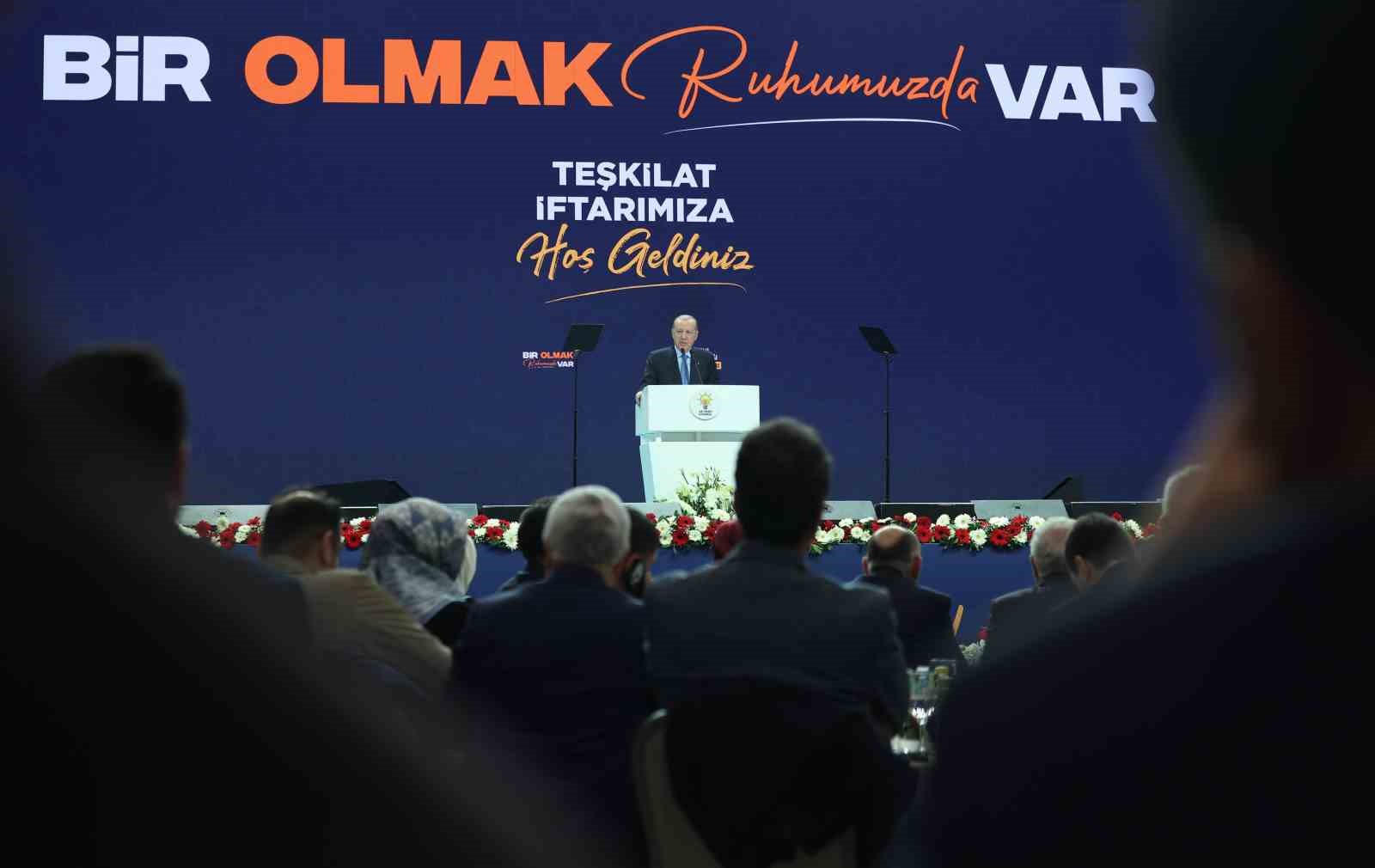 cumhurbaskani erdogan irana yonelik netanyahunun kiskirtmalari ile baslayan amerika israil saldirilarindan uzuntu ve endise duyuyoruz