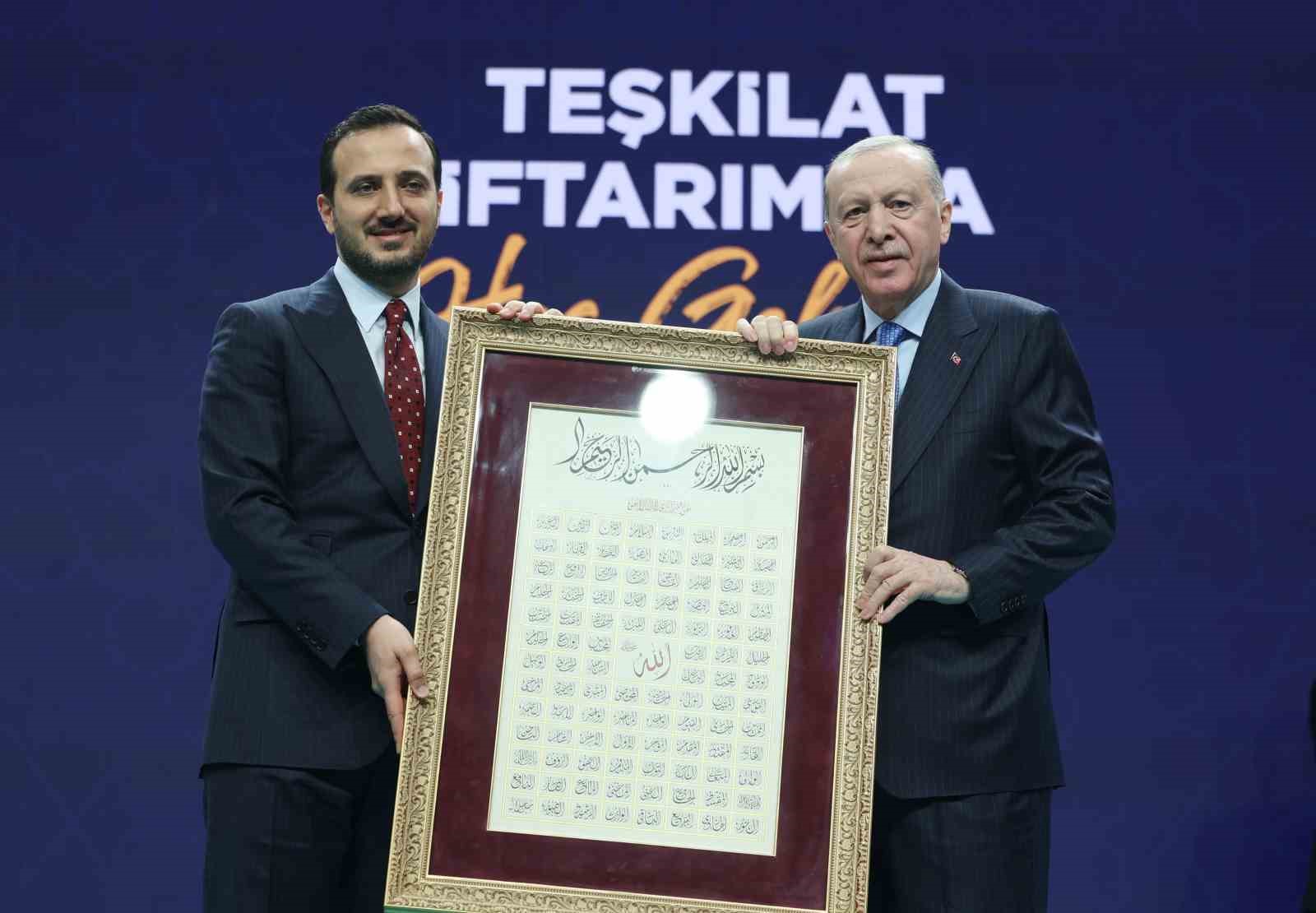 cumhurbaskani erdogan irana yonelik netanyahunun kiskirtmalari ile baslayan amerika israil saldirilarindan uzuntu ve endise duyuyoruz NGLKdmC8
