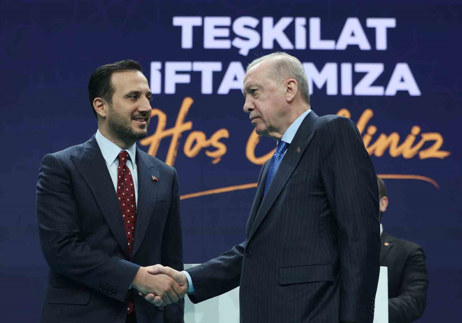 cumhurbaskani erdogan irana yonelik netanyahunun kiskirtmalari ile baslayan amerika israil saldirilarindan uzuntu ve endise duyuyoruz NLMB786F